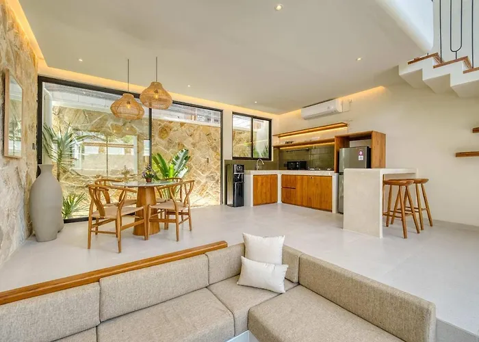 Anjuna Surf & Sunset 1br In * Uluwatu (Bali)